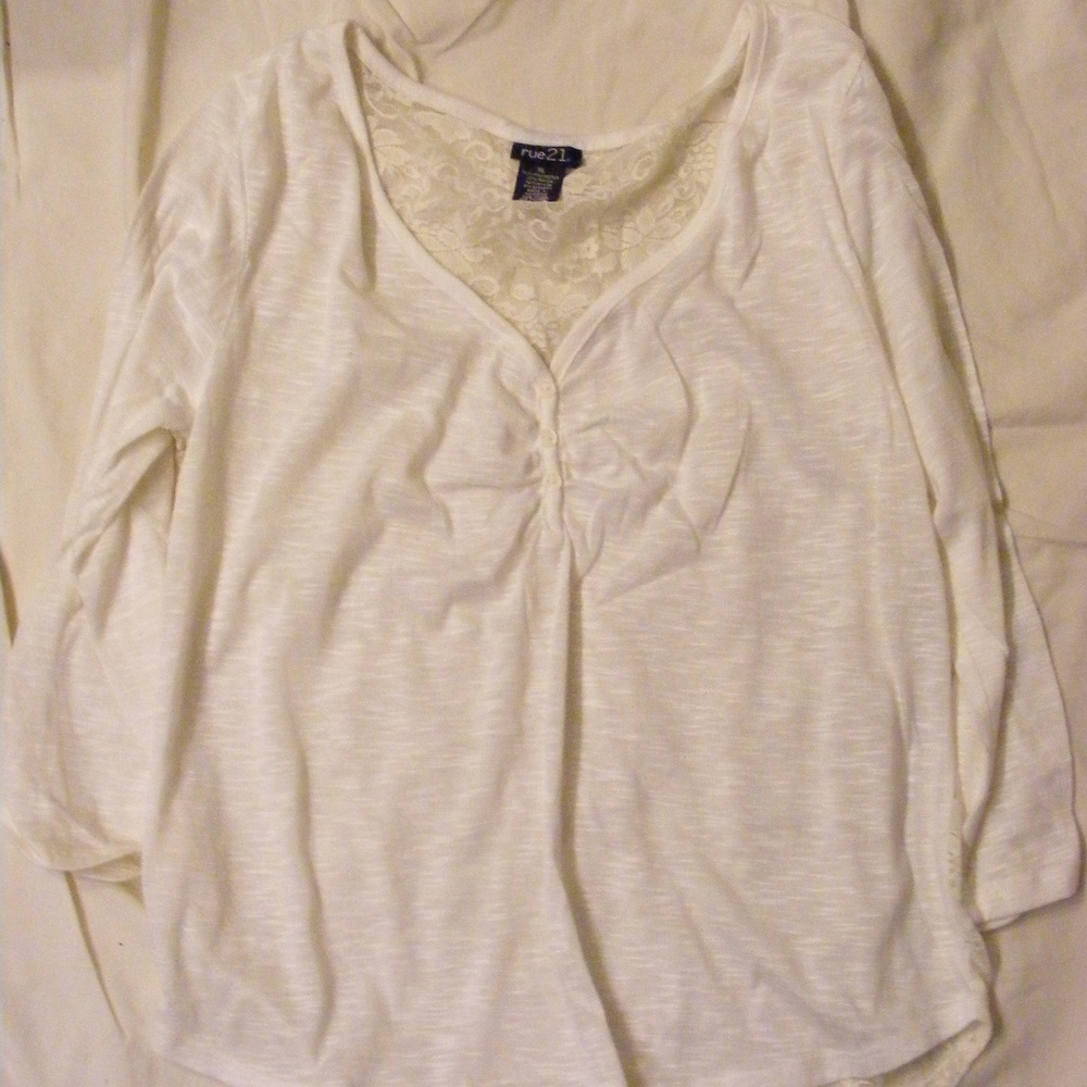 Rue21 Cream Women's top